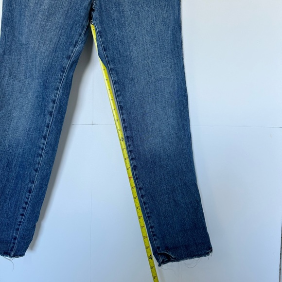 Free People Boyfriend Distressed Raw-Hem Stretch Skinny Jeans woman’s size 26 - Picture 6 of 8